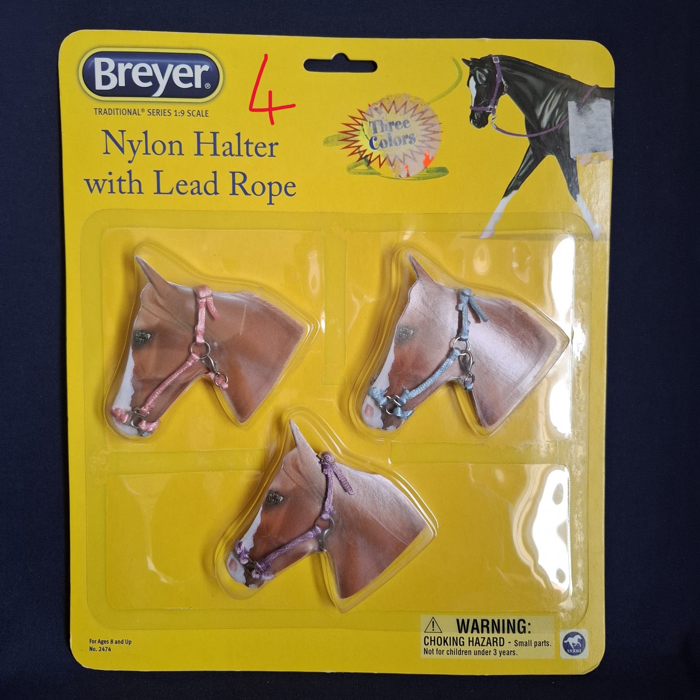 Breyer Traditionnel (1:9) 2474 - Licols en nylon et longe (boîte abîmée)