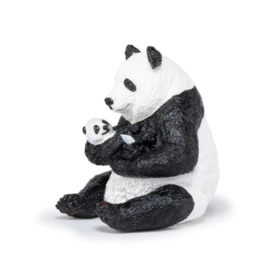Papo Panda sitting with his baby