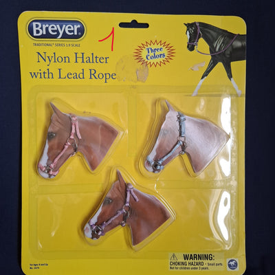 Breyer Traditionnel (1:9) 2474 - Licols en nylon et longe (boîte abîmée)