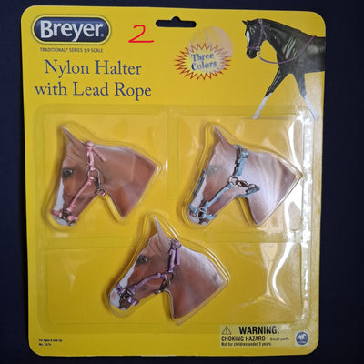 Breyer Traditionnel (1:9) 2474 - Licols en nylon et longe (boîte abîmée)