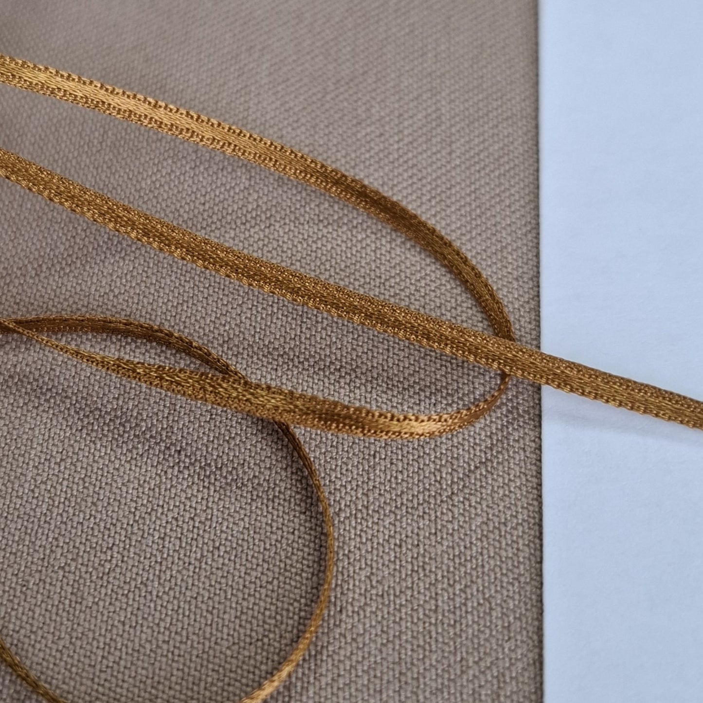 Ruban satin 1,5mm