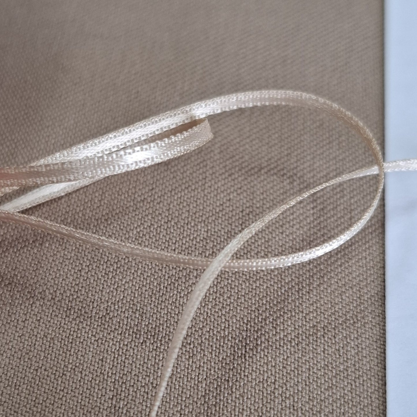 Ruban satin 1,5mm
