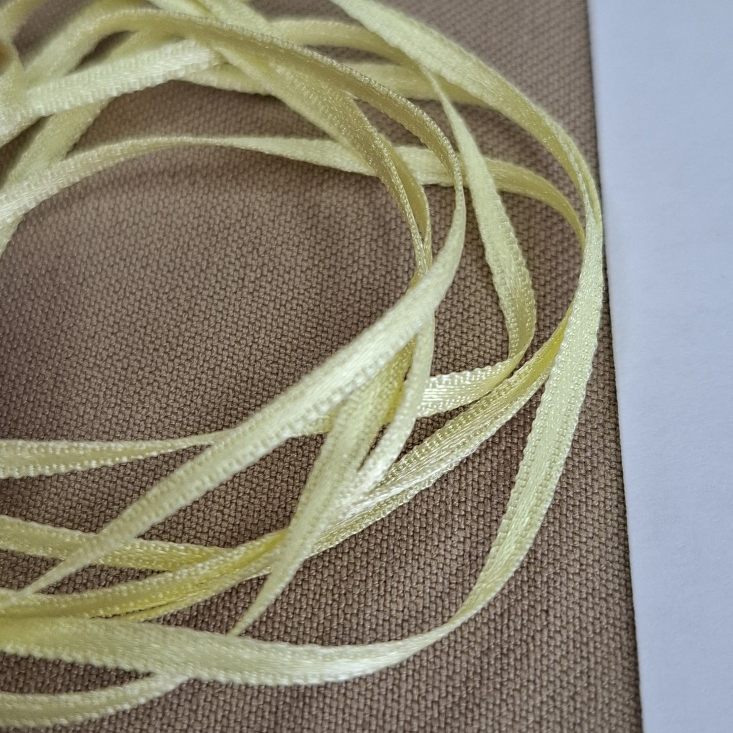 Ruban satin 1,5mm