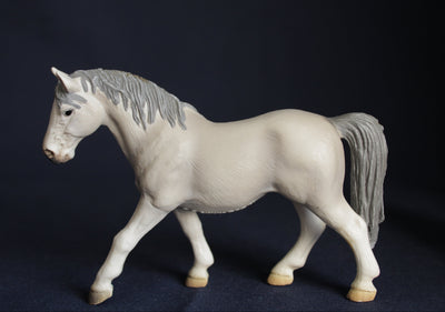 Schleich 13603 Jument Lipizzan