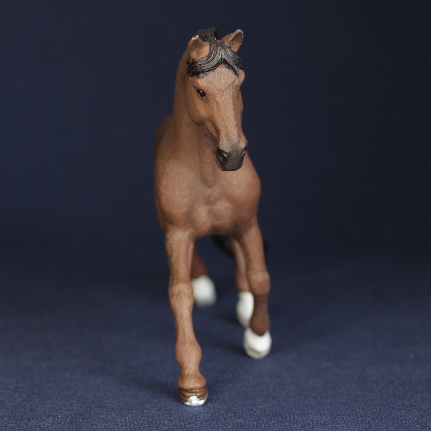 Schleich 13909 Hongre Trakehner