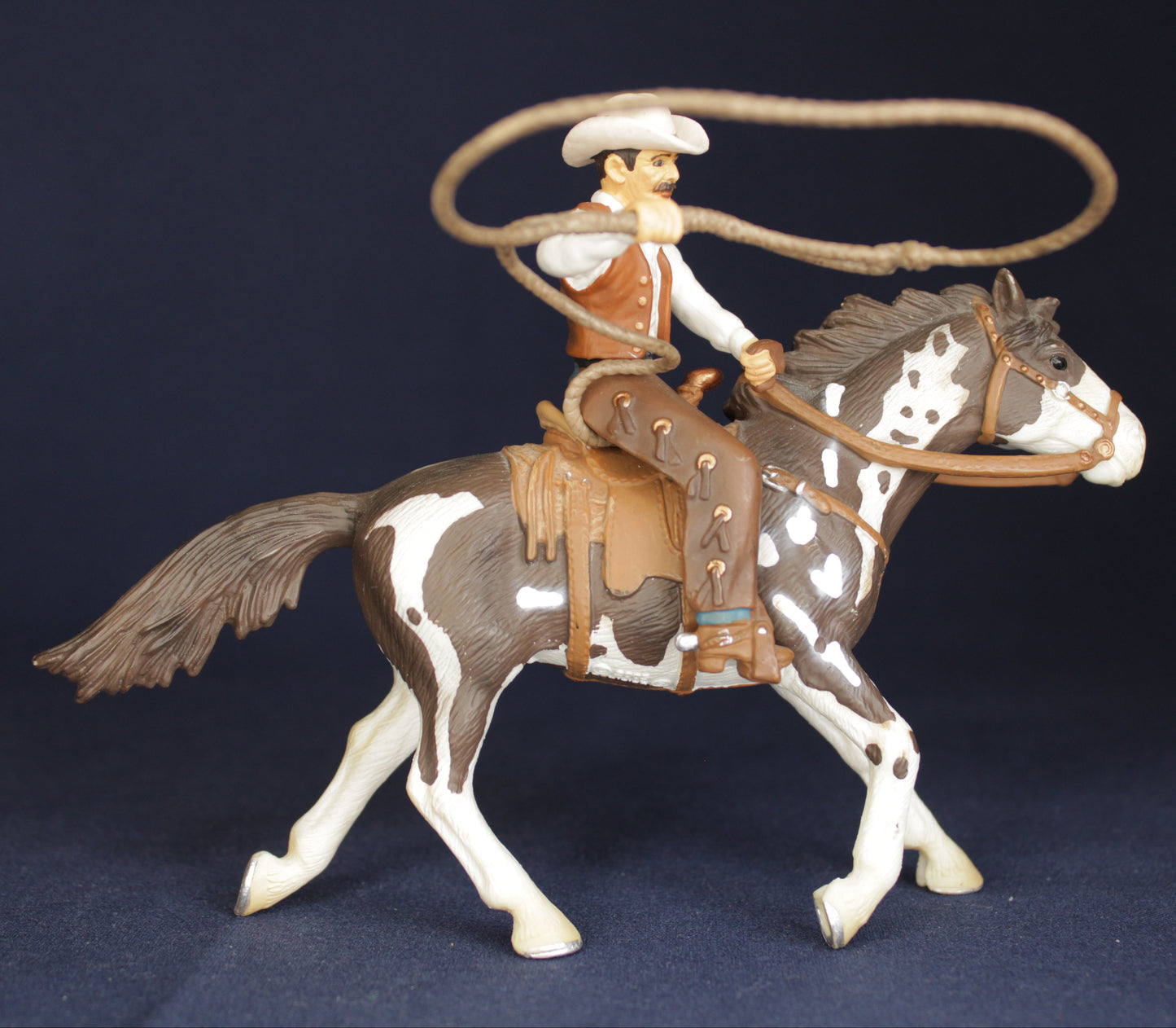 Schleich 70303 Cowboy avec Lasso À Cheval